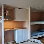 Neset Skydsstasjon キャンプ場 Flesberg