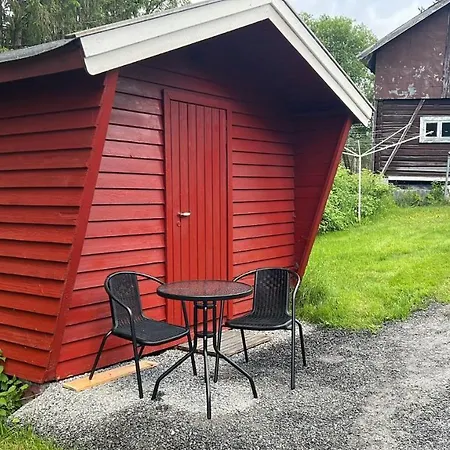 Neset Skydsstasjon Кемпинг