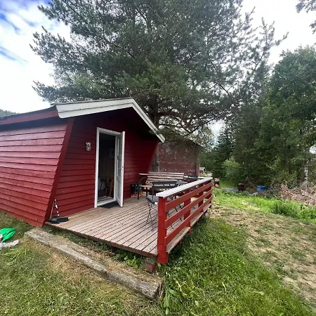 Neset Skydsstasjon مكان تخييم