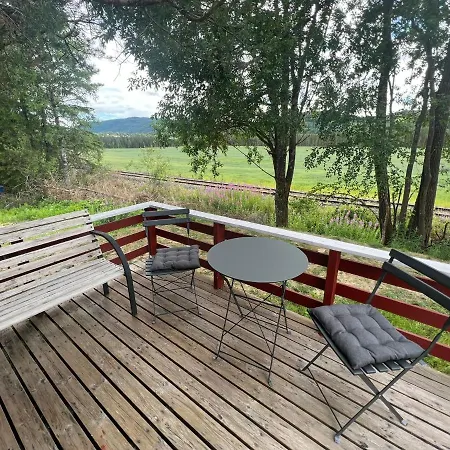 キャンプ場 Neset Skydsstasjon Flesberg