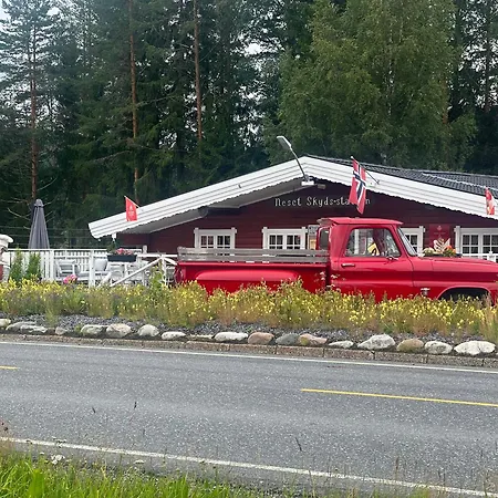 Neset Skydsstasjon مكان تخييم Flesberg